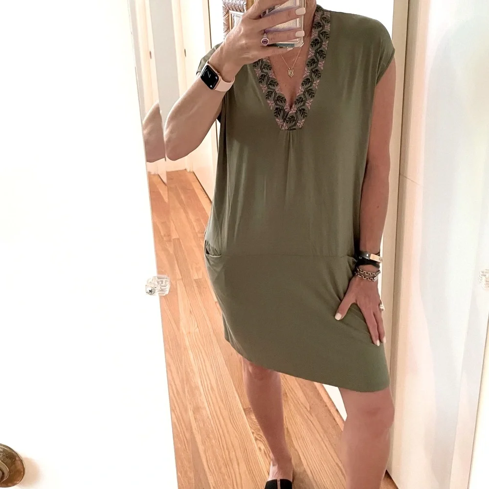 Umgee Dolman Sleeve V-neck Shift Dress - Picture 3 of 6